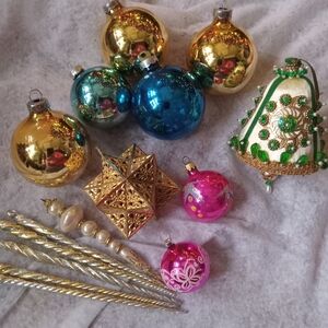 15 vintage christmas ornaments